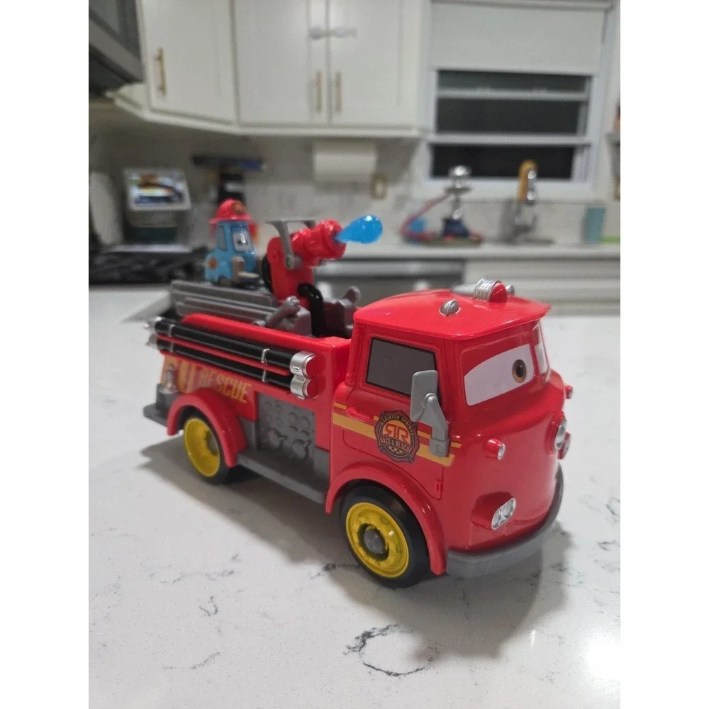 Disney Pixar Cars - Large Scale Red & Guido -‎ Race & Rescue 2025